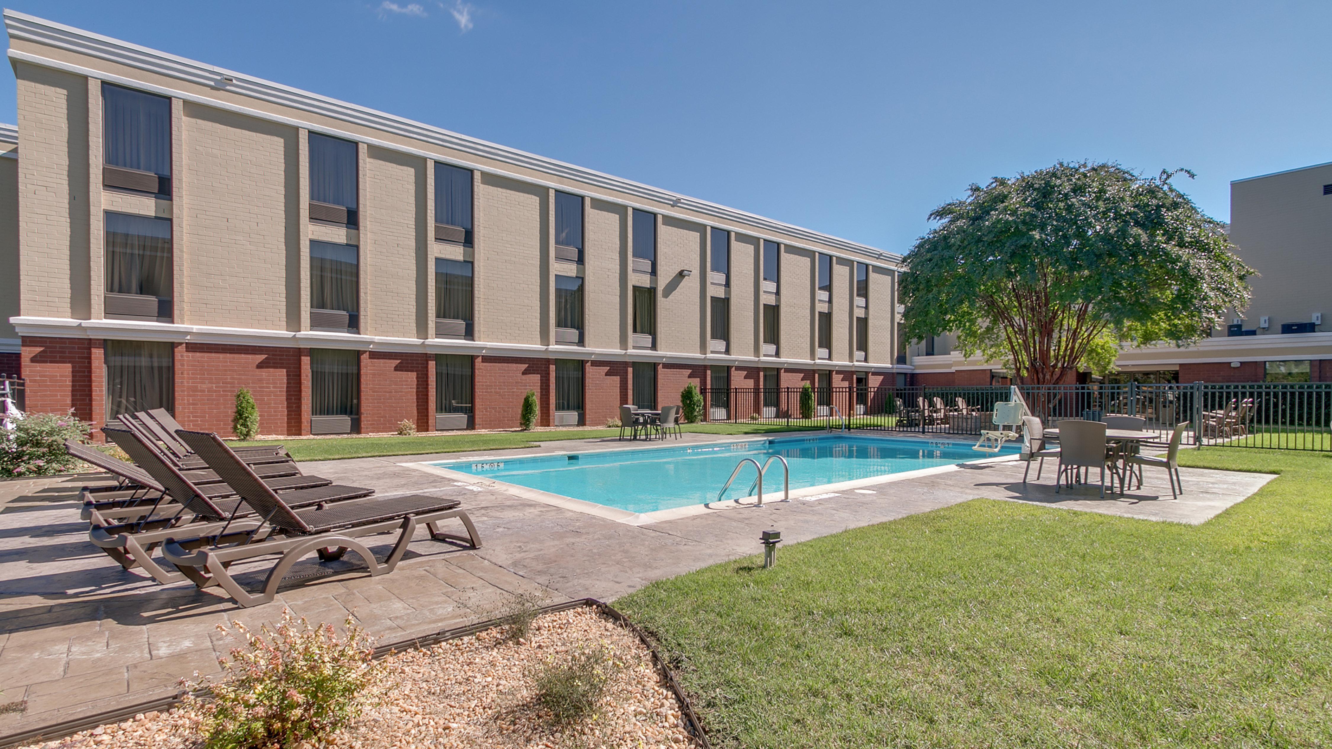 Holiday Inn Express Hotel & Suites Midlothian Turnpike By Ihg North Chesterfield Bagian luar foto