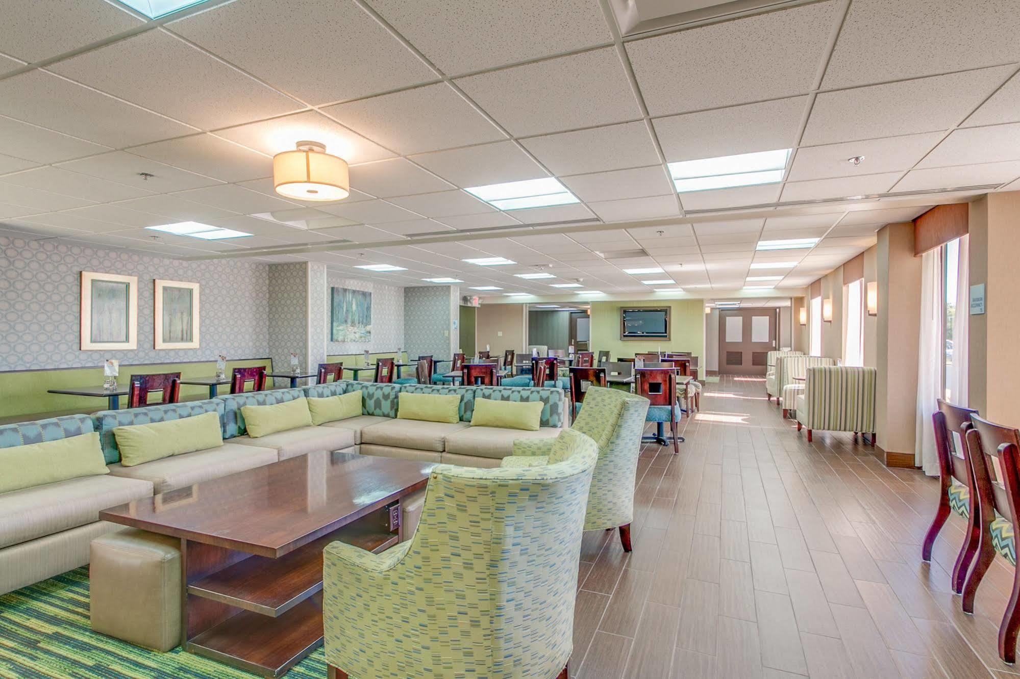 Holiday Inn Express Hotel & Suites Midlothian Turnpike By Ihg North Chesterfield Bagian luar foto