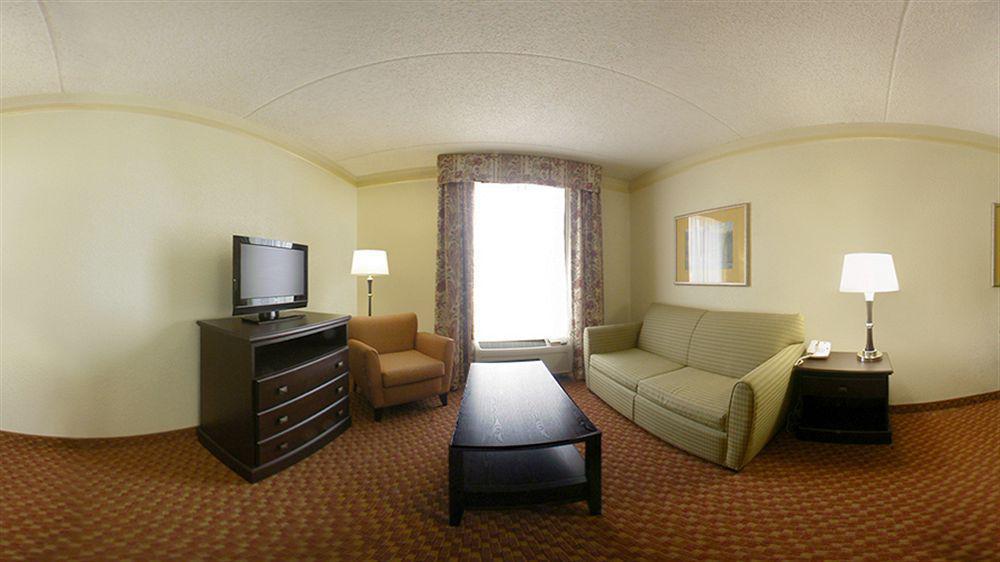 Holiday Inn Express Hotel & Suites Midlothian Turnpike By Ihg North Chesterfield Bagian luar foto